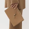 Pochettes-Chloé Pochette Alphabet Light Tan