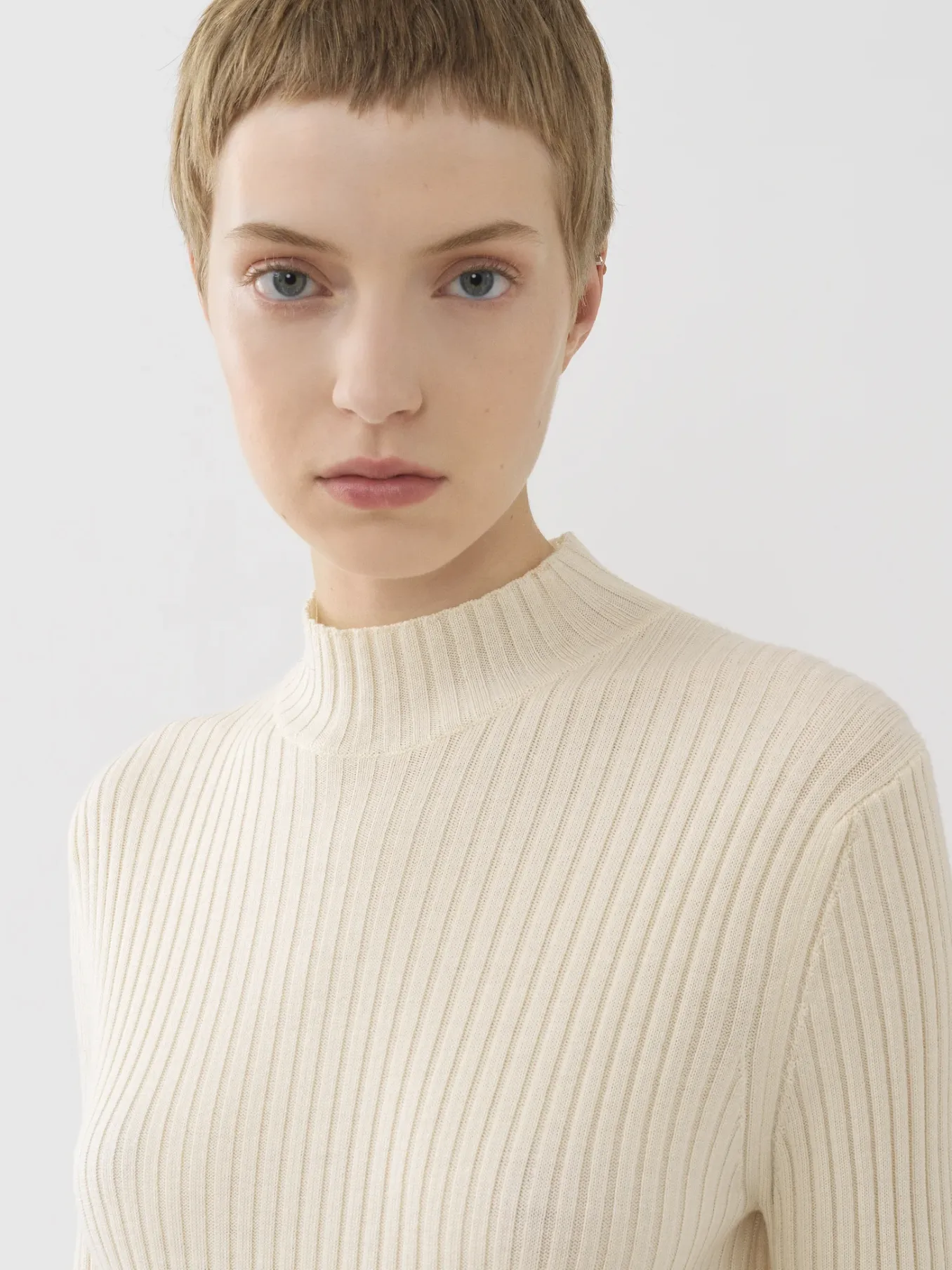 Maille-Chloé Pull Col Montant Lovely White